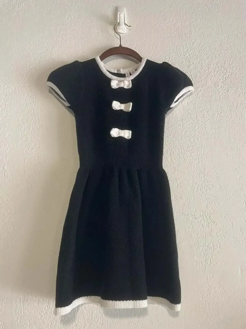 Janie and Jack Size 6 Black Knit Bow Sweater Dress - Classic & Preppy
